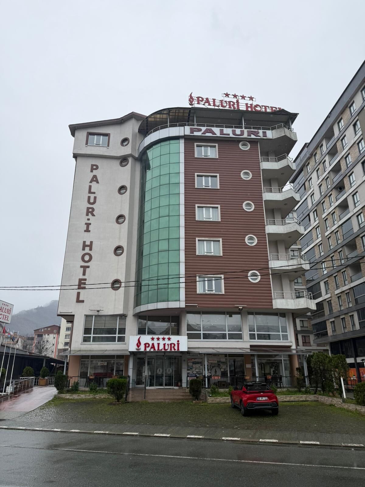 المنشأة من الخارج