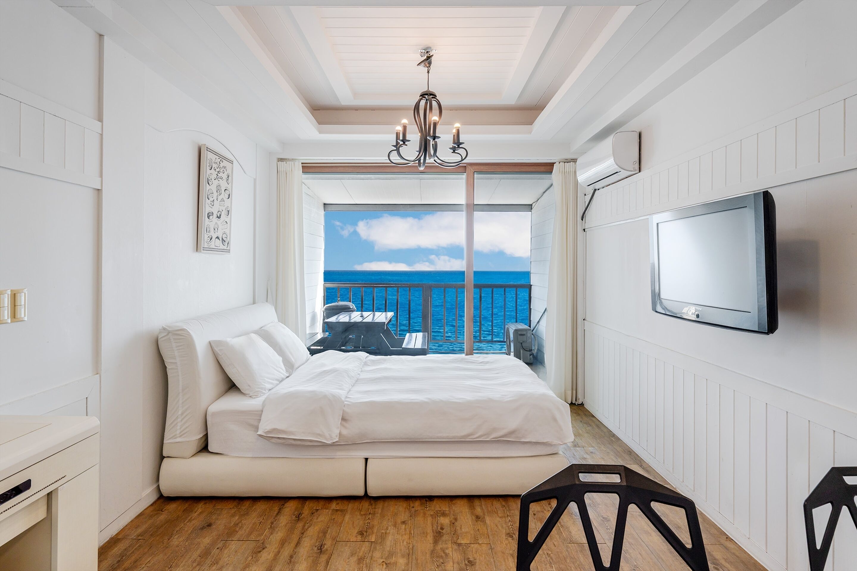 Basic Room, 1 Bedroom (202(Ocean View)) | 1 bedroom, free WiFi