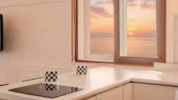 Basic Room, 1 Bedroom (204(Ocean View)) | 1 bedroom, free WiFi