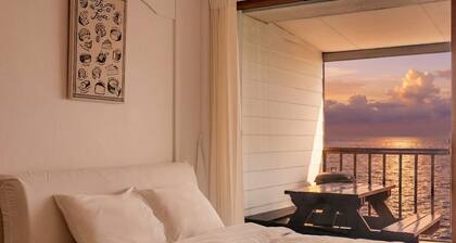 Uljin Sea and Moment Pension