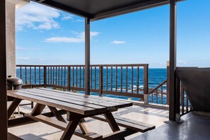 Basic Room, 2 Bedrooms (301(Ocean View/Group)) | 1 bedroom, free WiFi - Uljin Sea and Moment Pension (Uljin)