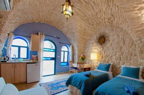 Stúdió, konyharész, kilátással a kertre | Vasaló/vasalódeszka és ingyenes wifi