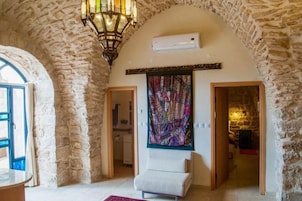 Suite, Kitchenette, Garden View | Iron/ironing board (on request), WiFi (free)