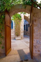 Studio, Kitchenette, Garden View | Exterior detail