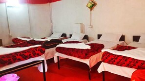 Cottage, Mixed Dorm, Smoking, Mountain View | Spa