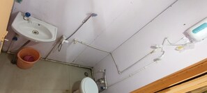 Shower, towels, toilet paper