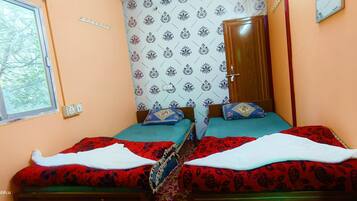 Economy Cottage | In-room safe, free WiFi