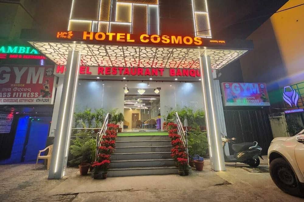 Hotel Cosmos