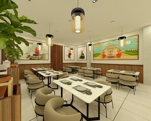 Restaurant - Hotel Cosmos (Bhubaneshwar)