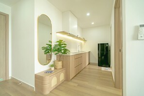 Deluxe Apartment, 1 Bedroom, Balcony, Pool View | Interior - Ti Tach Home in Nera Garden Hue (Thua Thien Hue)