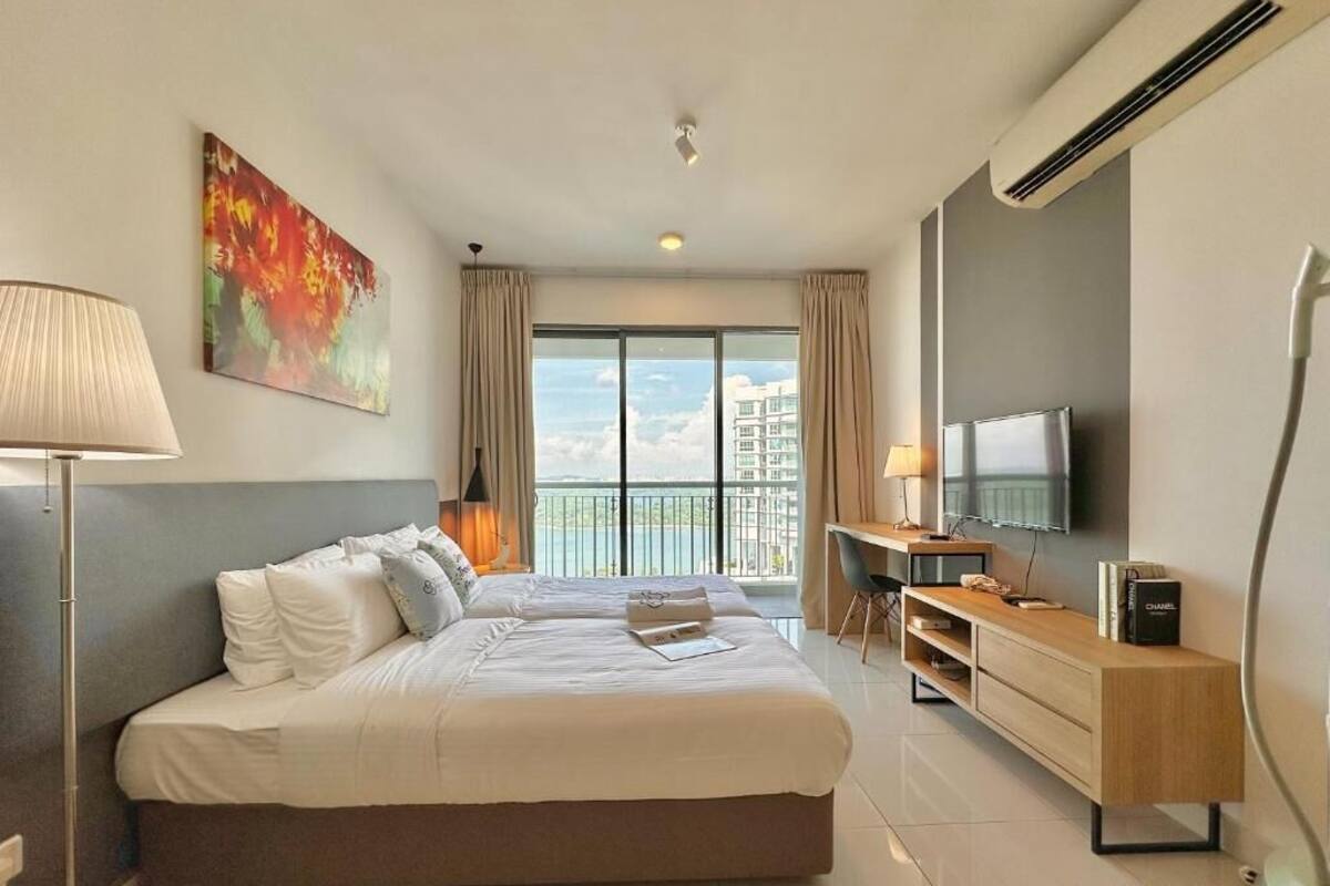 Deluxe-Studio, 2 Einzelbetten, Balkon, Meerblick | Verdunkelungsvorhänge, Bügeleisen/Bügelbrett, kostenloses WLAN