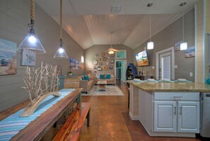 Interior - Sleeps 27 | 3 Homes near the Beach, Pools, Dining & Entertainment by AvantStay (Port Aransas)