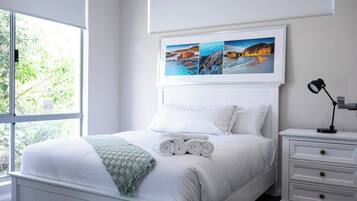 3 makuuhuonetta, silitysrauta/-lauta, internet, vuodevaatteet