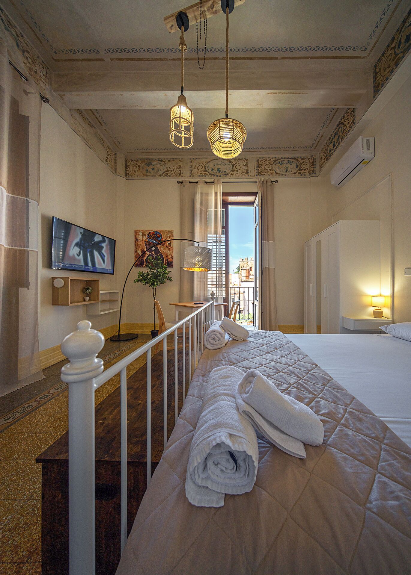 Suite Comfort, balcone, vista mare parziale | Ferro/asse da stiro, Wi-Fi gratuito