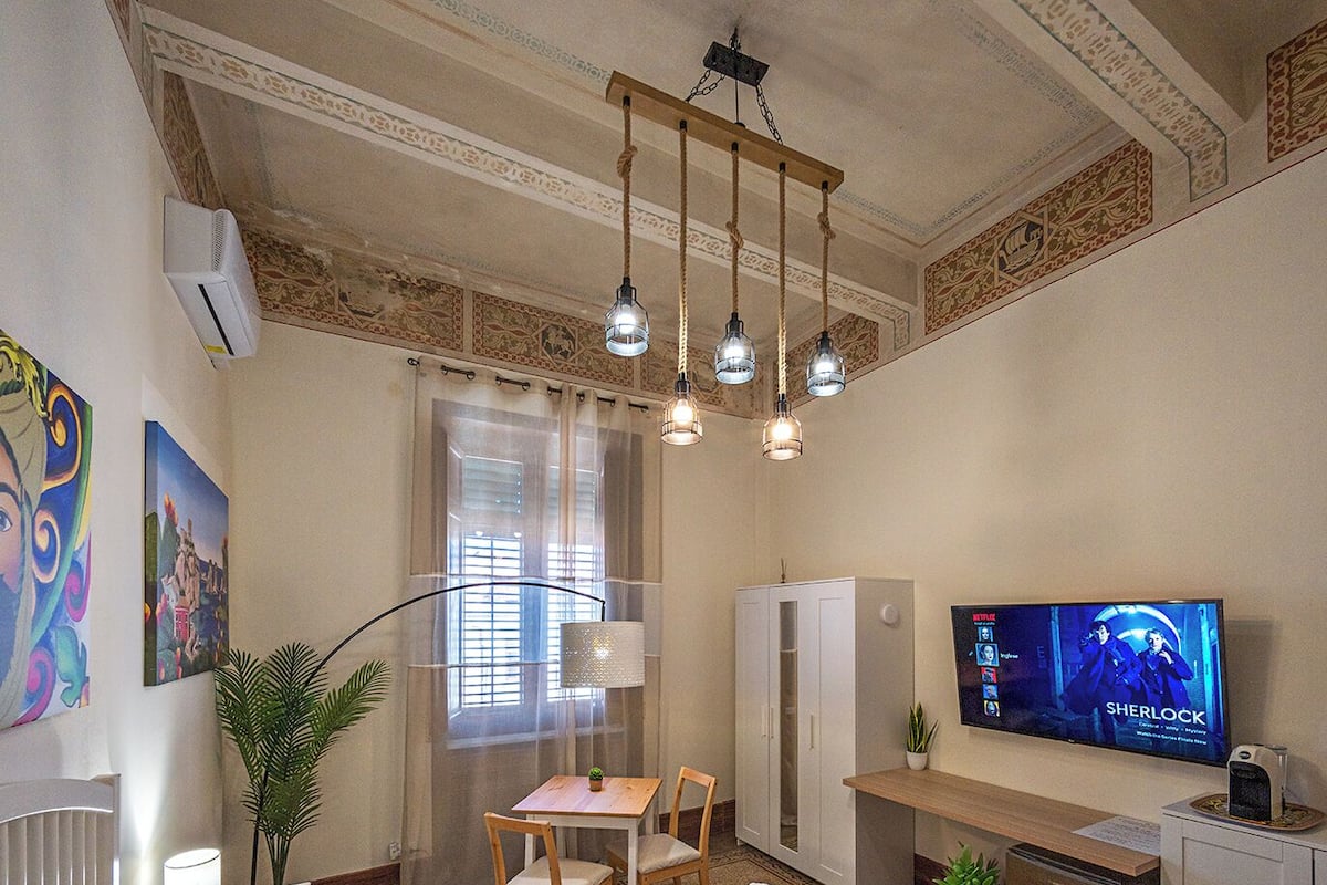 Comfort Double Room, City View | Iron/ironing board, free WiFi