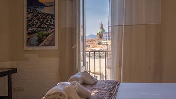 Comfort Loft, Balcony, Sea View | Iron/ironing board, free WiFi