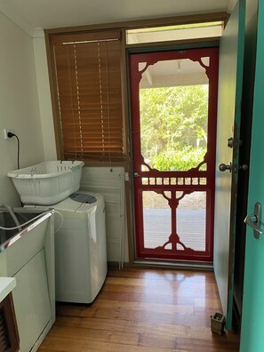 Interior - Classic 70's -The Beach House (Merricks Beach)