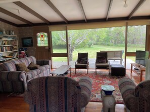 Living area - Classic 70's -The Beach House (Merricks Beach)