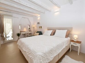Apartment - Chic and Stylish Old Town Rovinj Apartment - Studio Apartment (Rovinj)