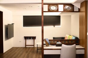 Habitación doble superior, patio, vista al jardín | Interior