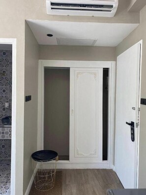 Studio | Interior - RQ Timeless Phuket Old Town (Phuket Town)