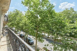 Property grounds - luxurious apartment AC Saint Germain des Prés (Paris)