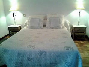3 bedrooms, iron/ironing board, travel cot, free WiFi - Nice holiday house in Hourtin Plage (Hourtin)