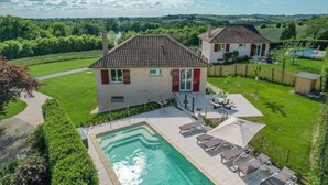 Pool - Holiday home for 6 people in the heart of Perigord (Saint-Médard-d’Excideuil)