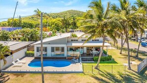Exterior - Luxury beachfront escape: Ocean views and poolside living! (Grasstree Beach)