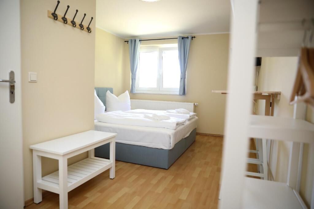 Double Room | Blackout curtains, free WiFi
