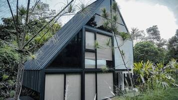 Bagian depan properti