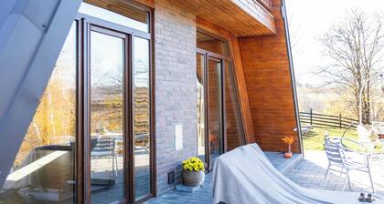 Dream Cottage - Escape to Nature: A Peaceful Cabin with Hot Tub