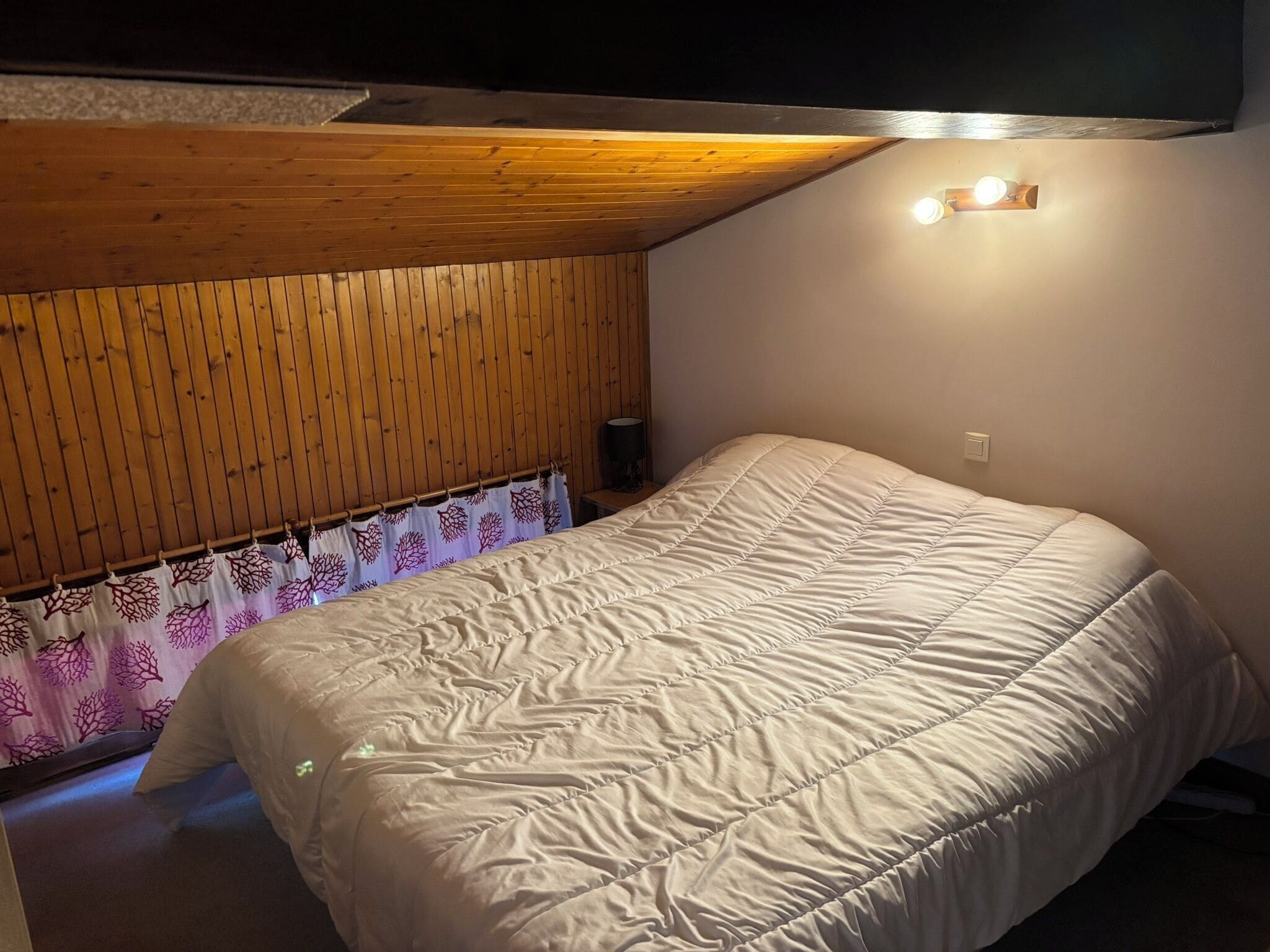 3 bedrooms, travel crib, WiFi
