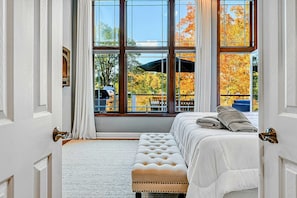 7 soverom, skrivebord, strykejern/-brett og wi-fi