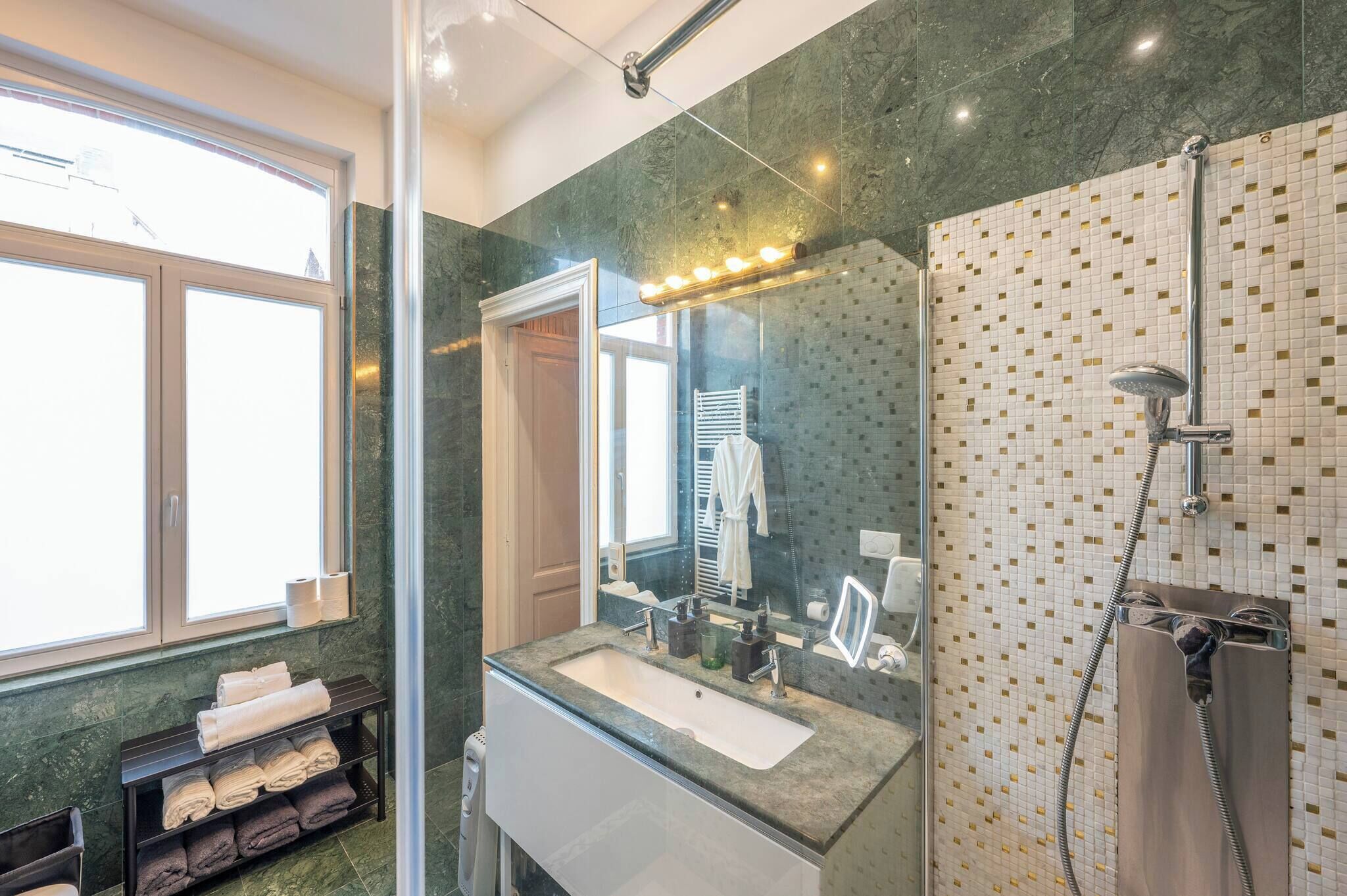 Room, 1 Bedroom | Bathroom