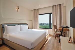 Standard Double Room | Premium bedding, down comforters, memory foam beds, minibar