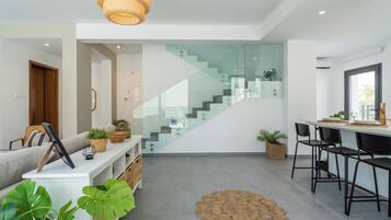 Villa, 3 Bedrooms, Private Pool, City View | Interior