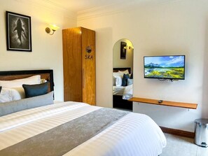 Superior Double Room | Free WiFi - SKA The Boutique Naguru (Kampala)