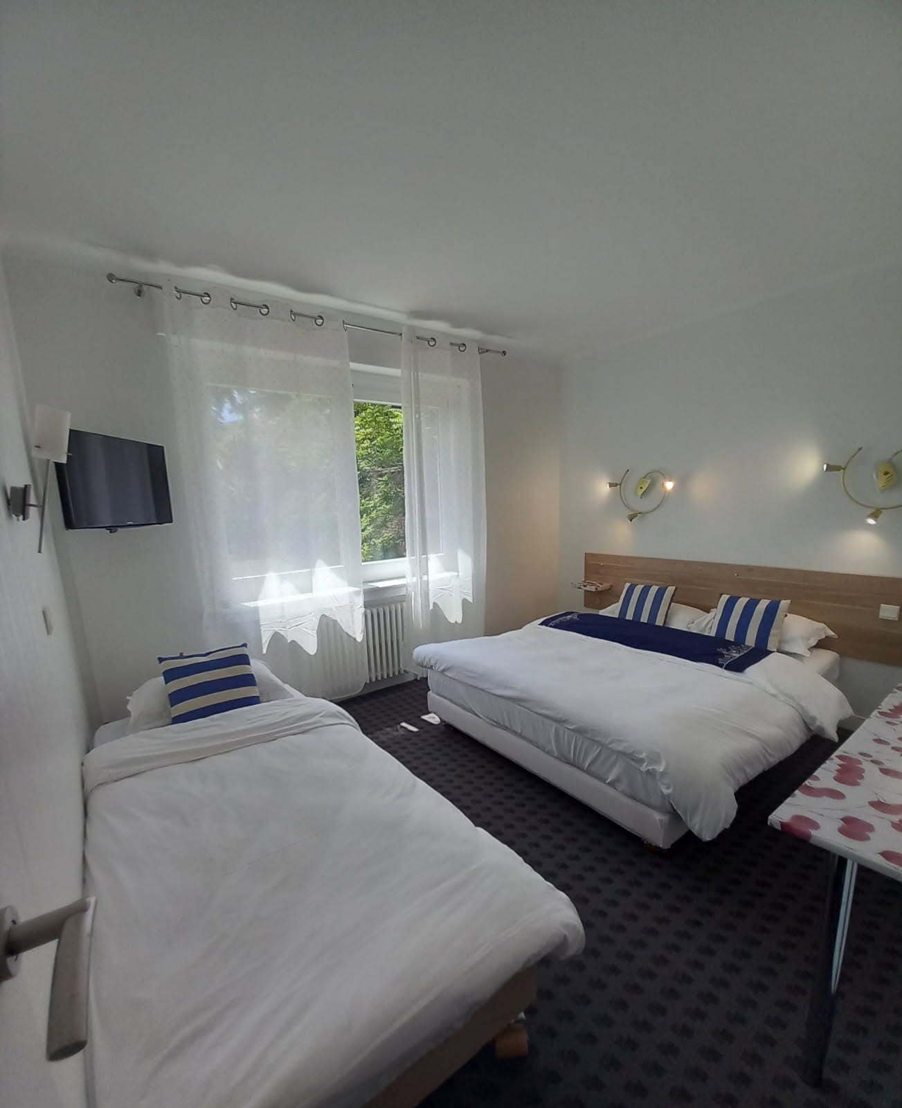 Chambre Triple Confort, vue ville