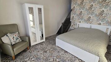 1 slaapkamer, reisbedje, gratis wifi, beddengoed