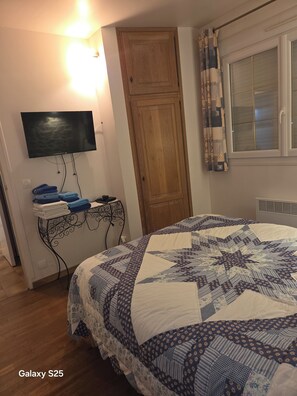 2 Schlafzimmer, Bügeleisen/Bügelbrett, WLAN, Bettwäsche