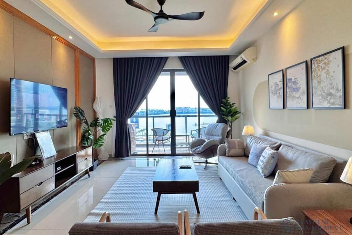 华丽公寓, 4 间卧室, 阳台, 海景 | 起居区 | 平板电视