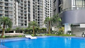 Outdoor pool - R&F Princess Cove near CIQ by Stayrene (Johor Bahru)