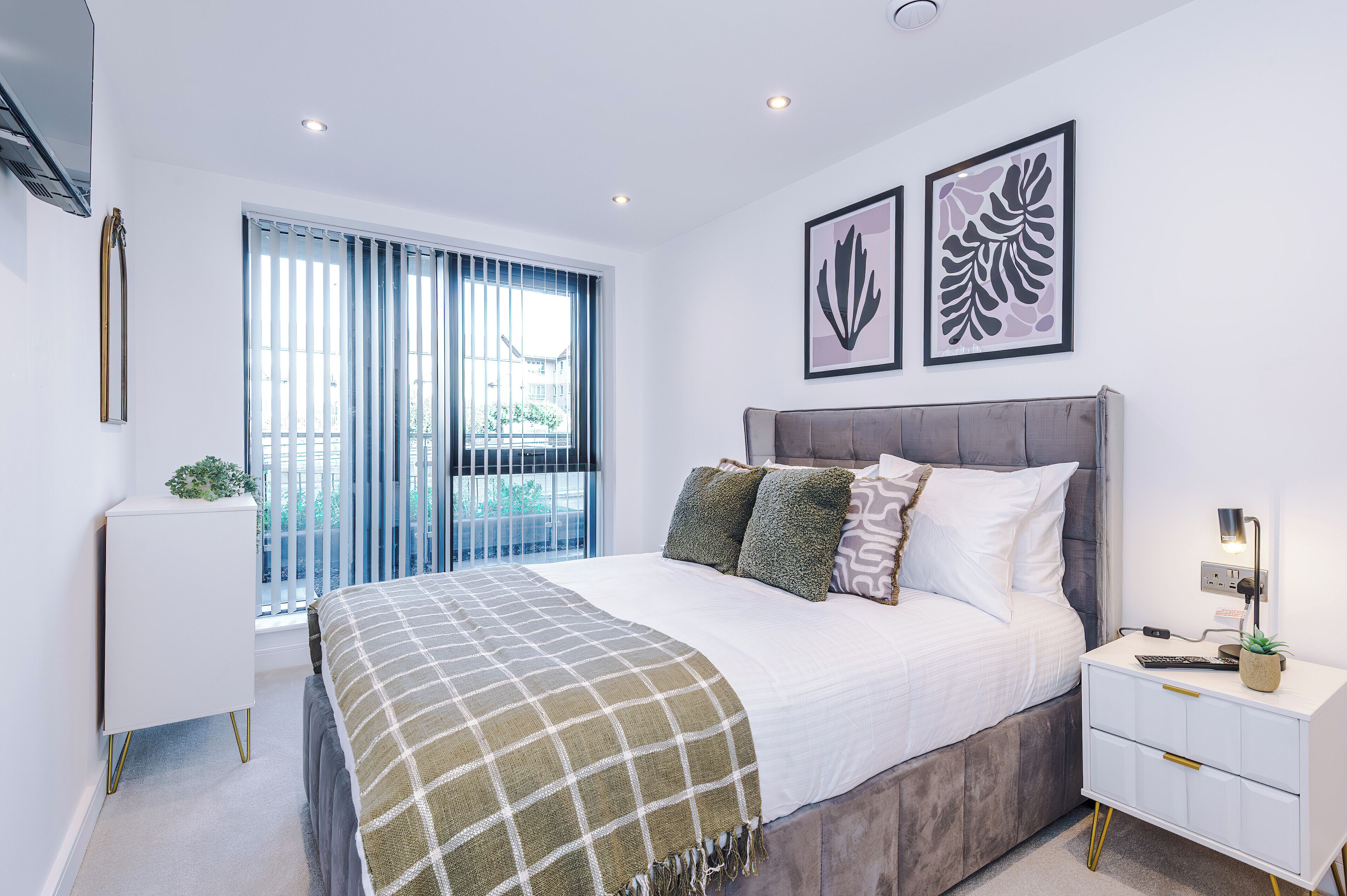 2 bedrooms, iron/ironing board, travel crib, free WiFi