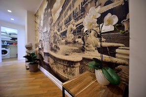 Interior - Stylish Apartment for 4 near Metro B1 - Easy Access to Rome Center (Roma)
