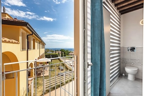 Interior - Giulia Suite with private hot tub (Rivalto Chianni)