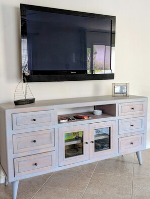 Interior - Walk to Sumter Landing-Just Listed-Feb & Mar Avail-Golf Cart-Pet Friendly (The Villages)