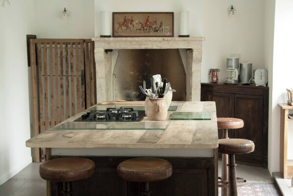 Dúplex Prestigio, vista al río | Cocina privada | Periquera 