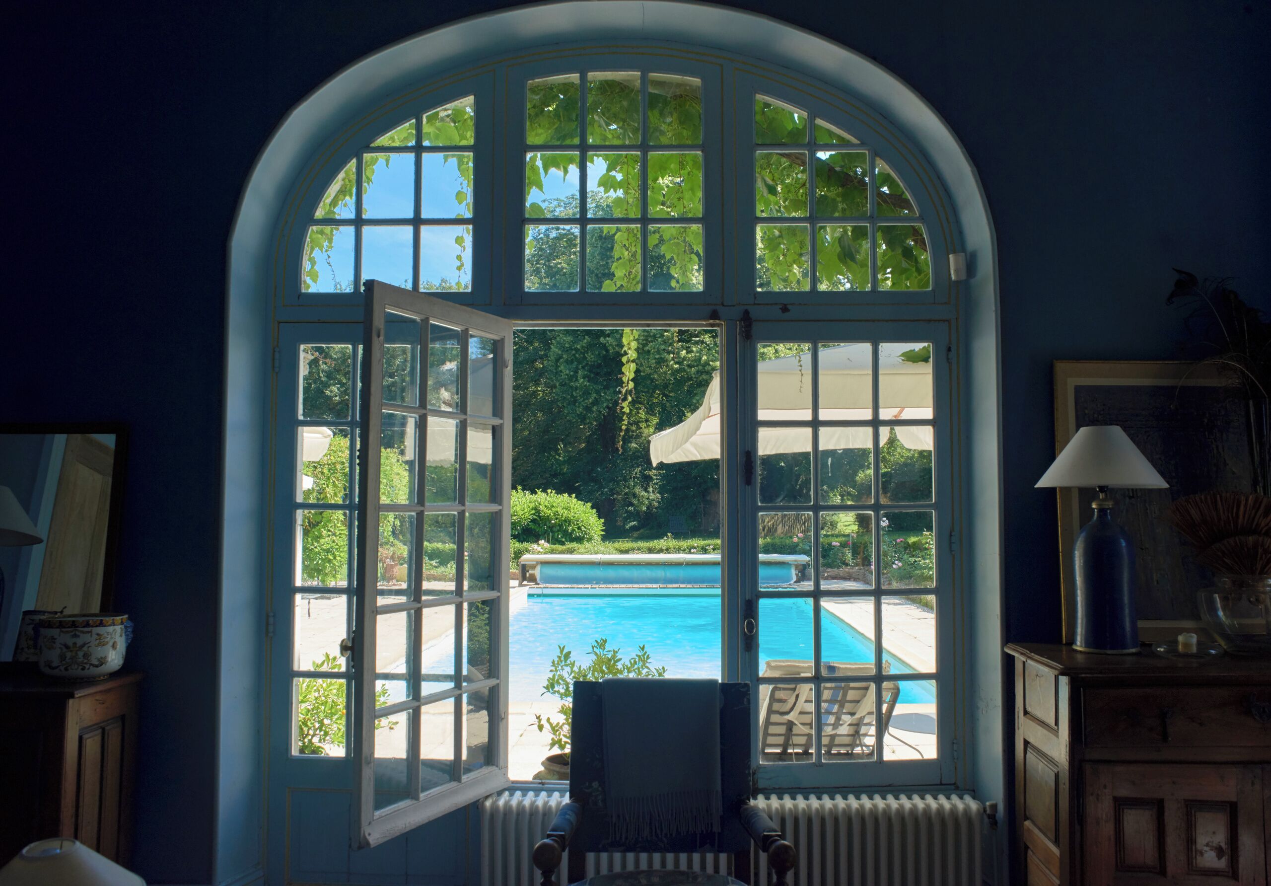 Luxury Suite, Pool View | Interior