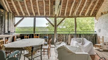 Family House, Garden View | Outdoor dining